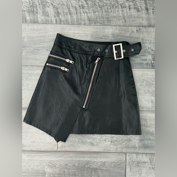 Akira Faux Leather Skirt (size small) - Picture 1 of 6
